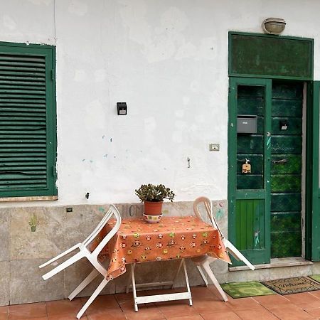 Villa Nido D'Amore Cuore à Terracine Extérieur photo